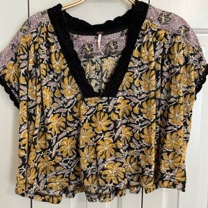 Free People EUC mixed pattern & crochet trim crop top XS